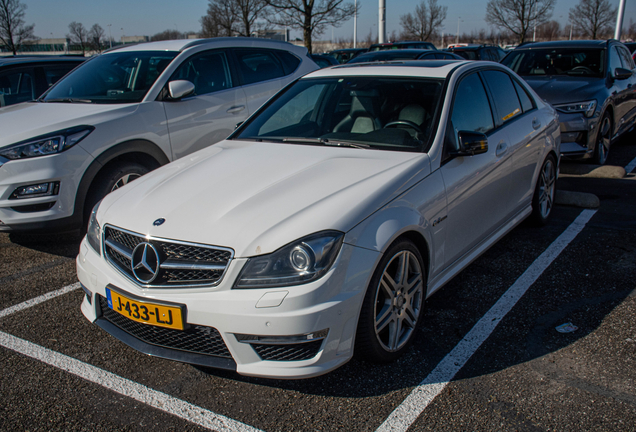 Mercedes-Benz C 63 AMG W204 2012