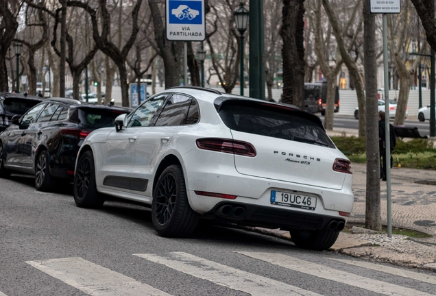 Porsche 95B Macan GTS