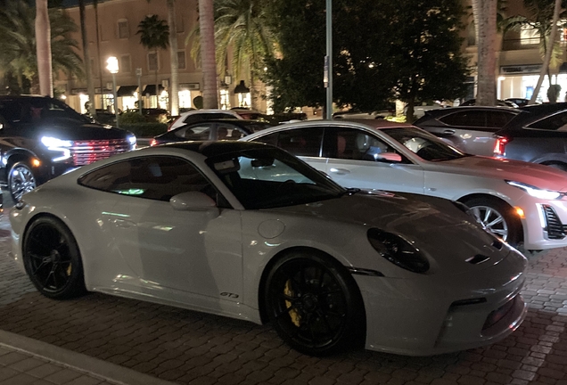 Porsche 992 GT3 Touring