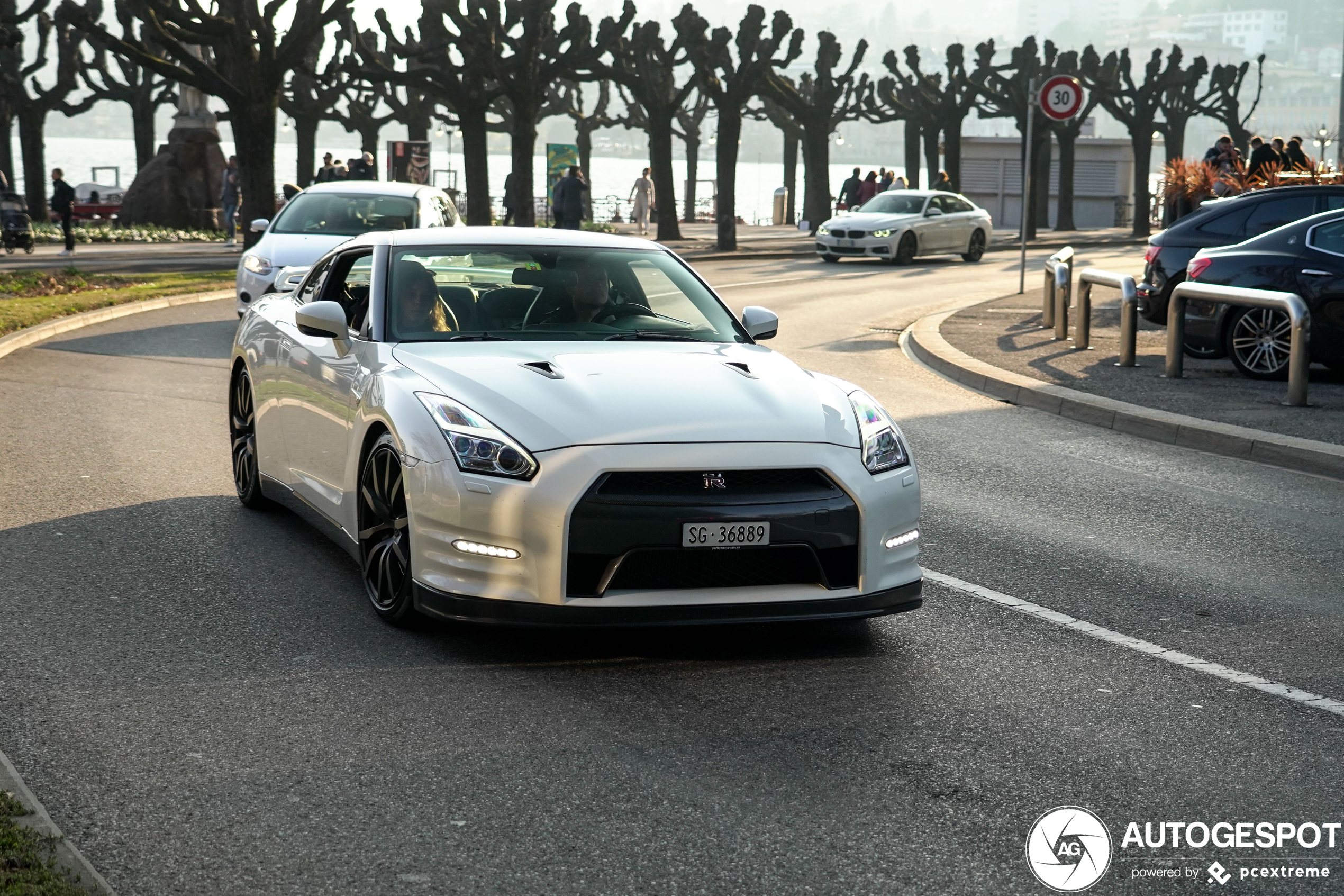 Nissan GT-R 2014