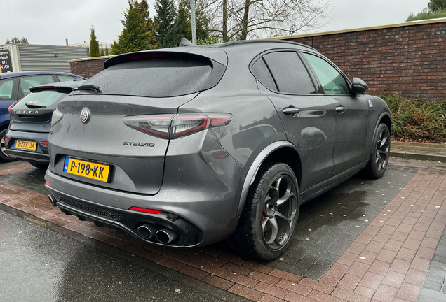 Alfa Romeo Stelvio Quadrifoglio 2020