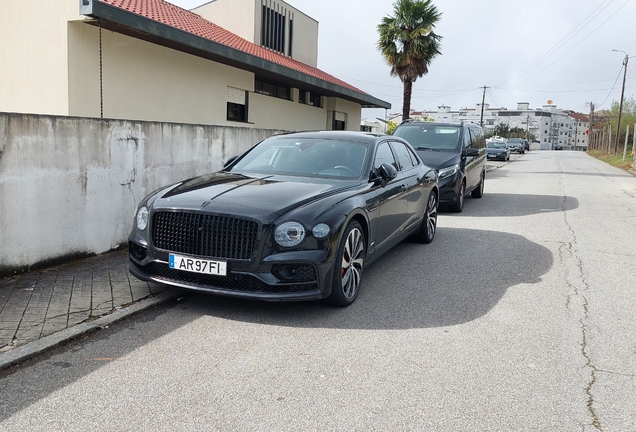 Bentley Flying Spur Hybrid