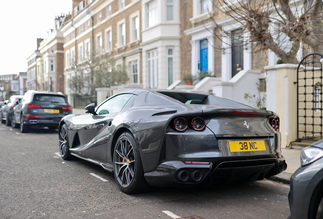 Ferrari 812 GTS