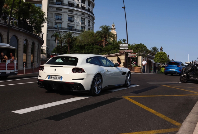 Ferrari GTC4Lusso