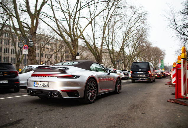 Porsche 992 Turbo Cabriolet