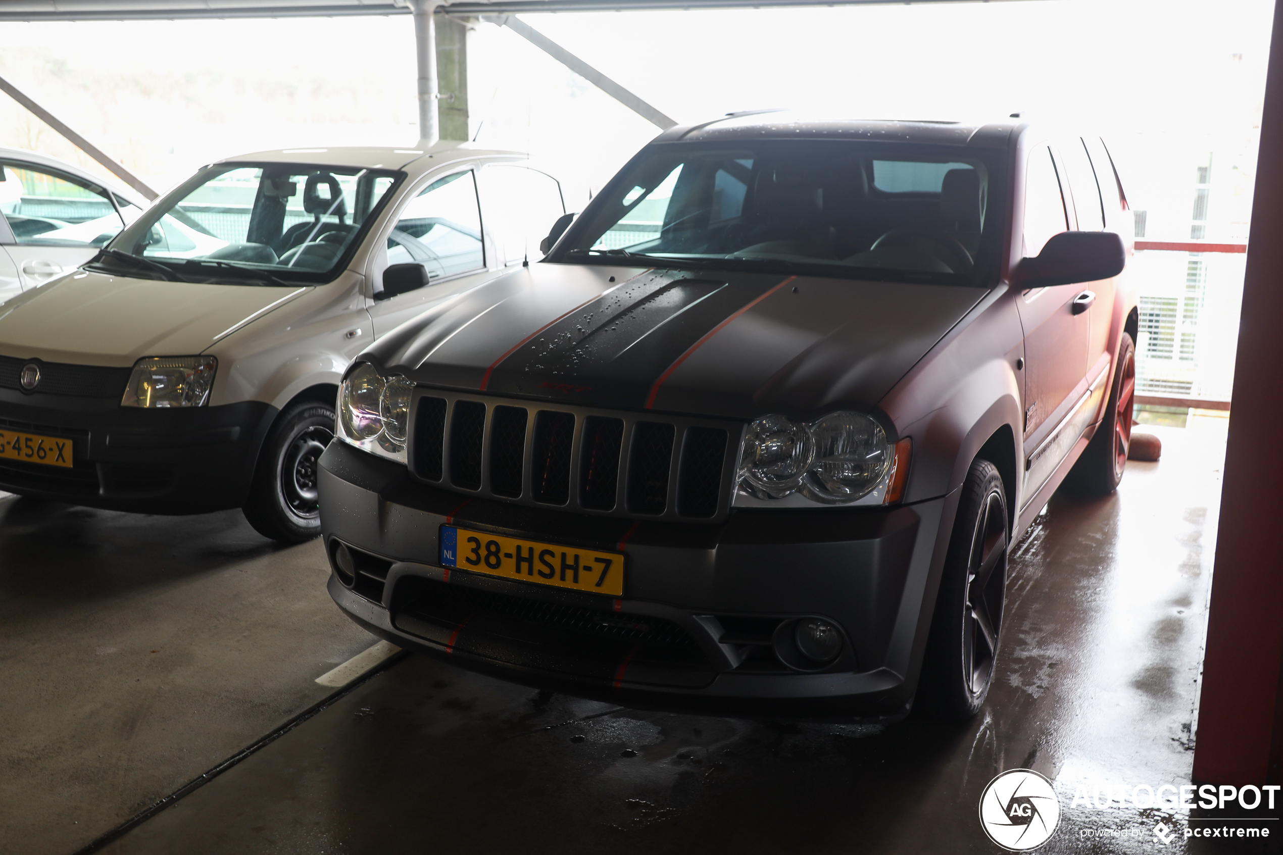 Jeep Grand Cherokee SRT-8 2005