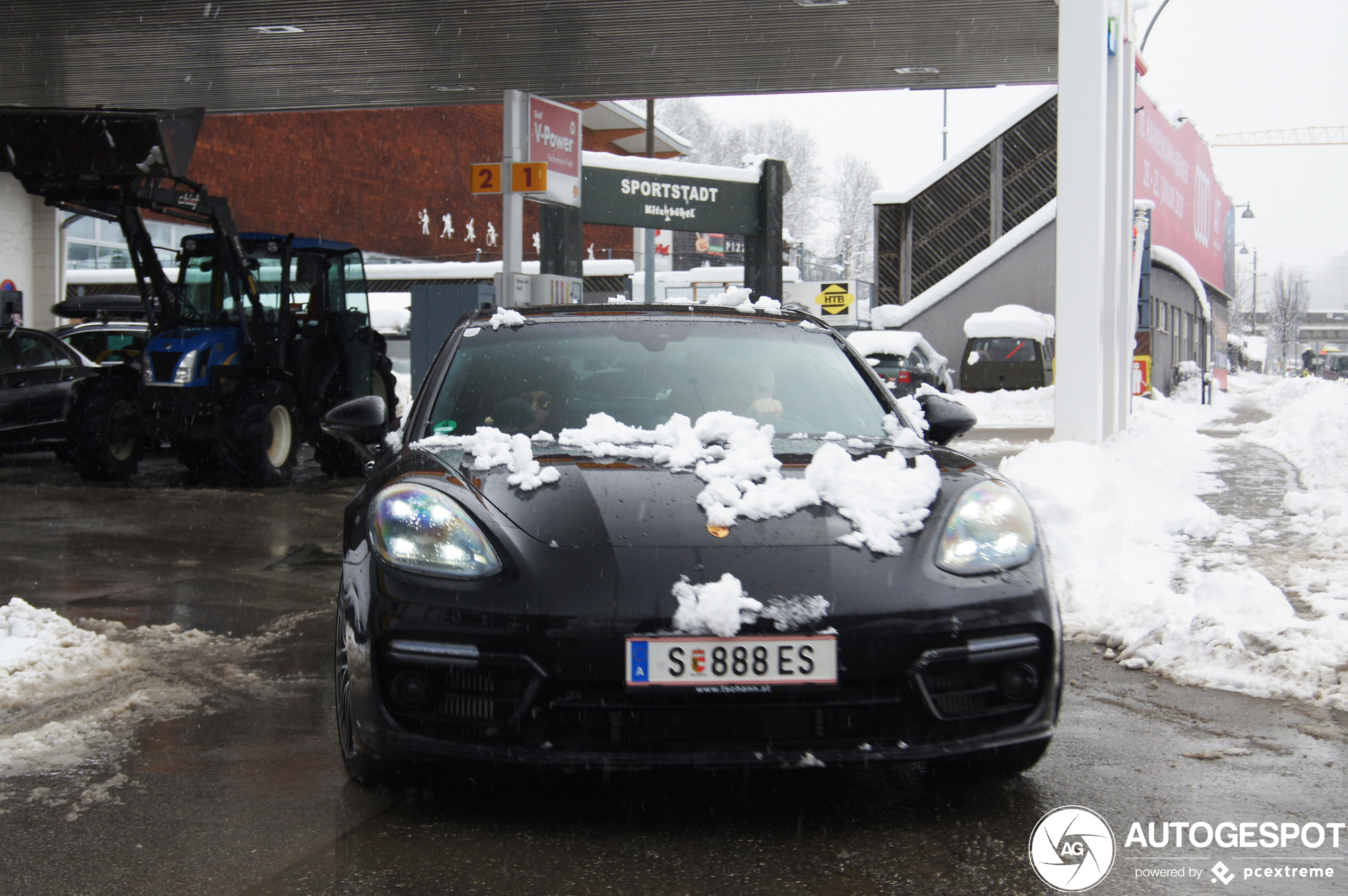 Porsche 971 Panamera Turbo S E-Hybrid