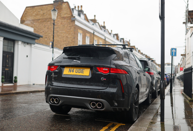 Jaguar F-PACE SVR