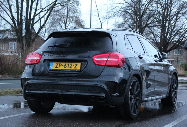 Mercedes-Benz GLA 45 AMG X156