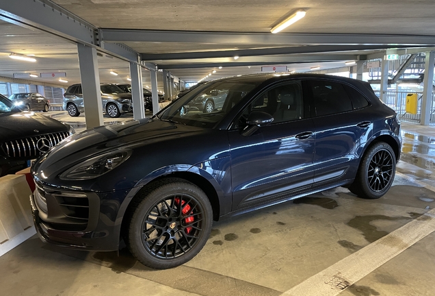 Porsche 95B Macan GTS MkIII