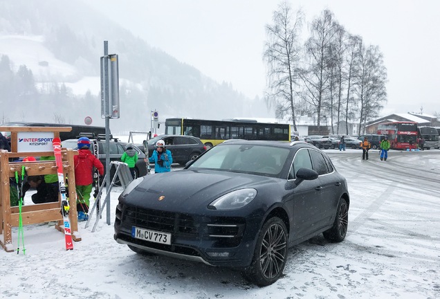 Porsche 95B Macan Turbo