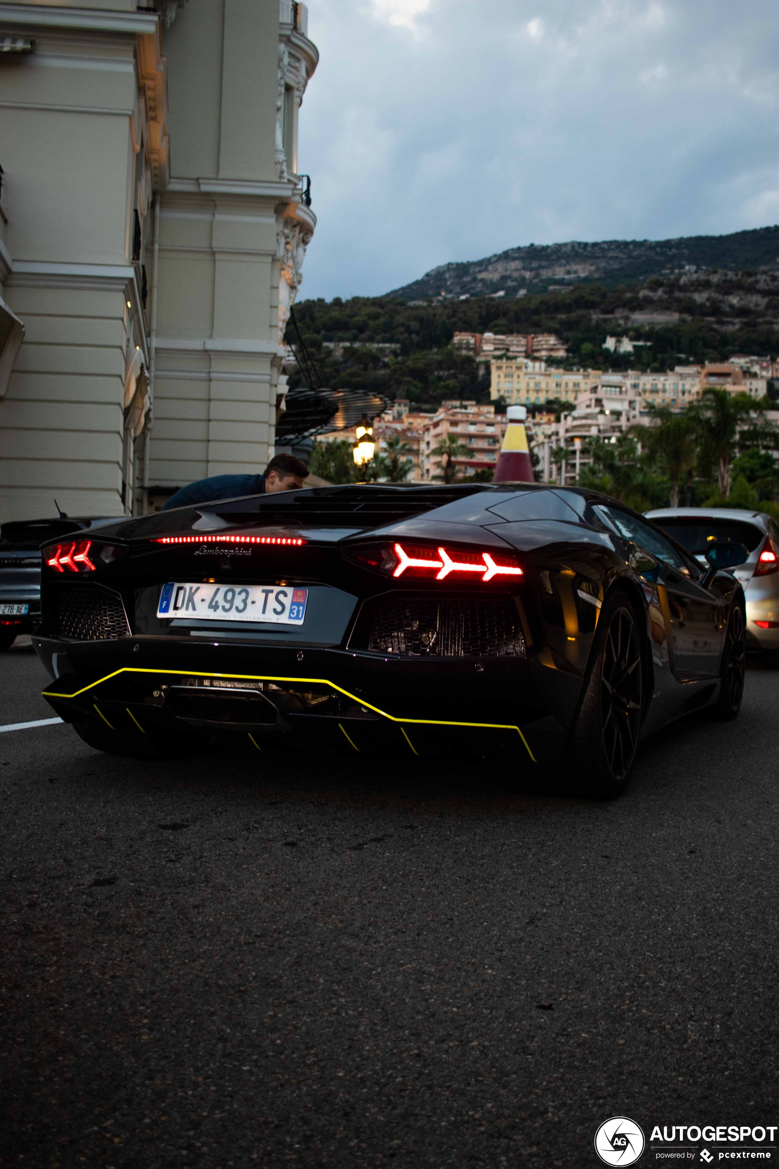 Lamborghini Aventador LP700-4