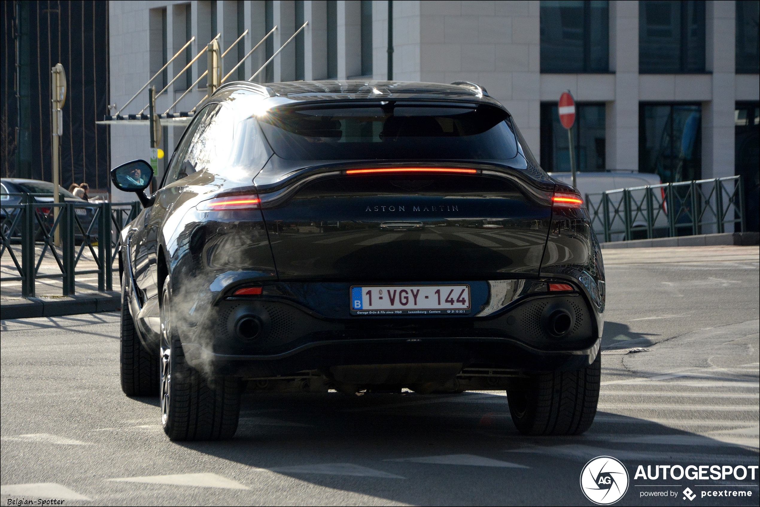 Aston Martin DBX