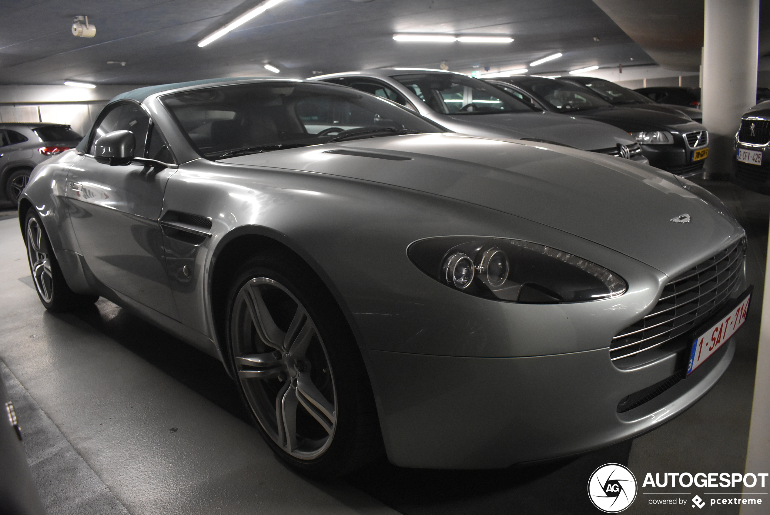 Aston Martin V8 Vantage Roadster