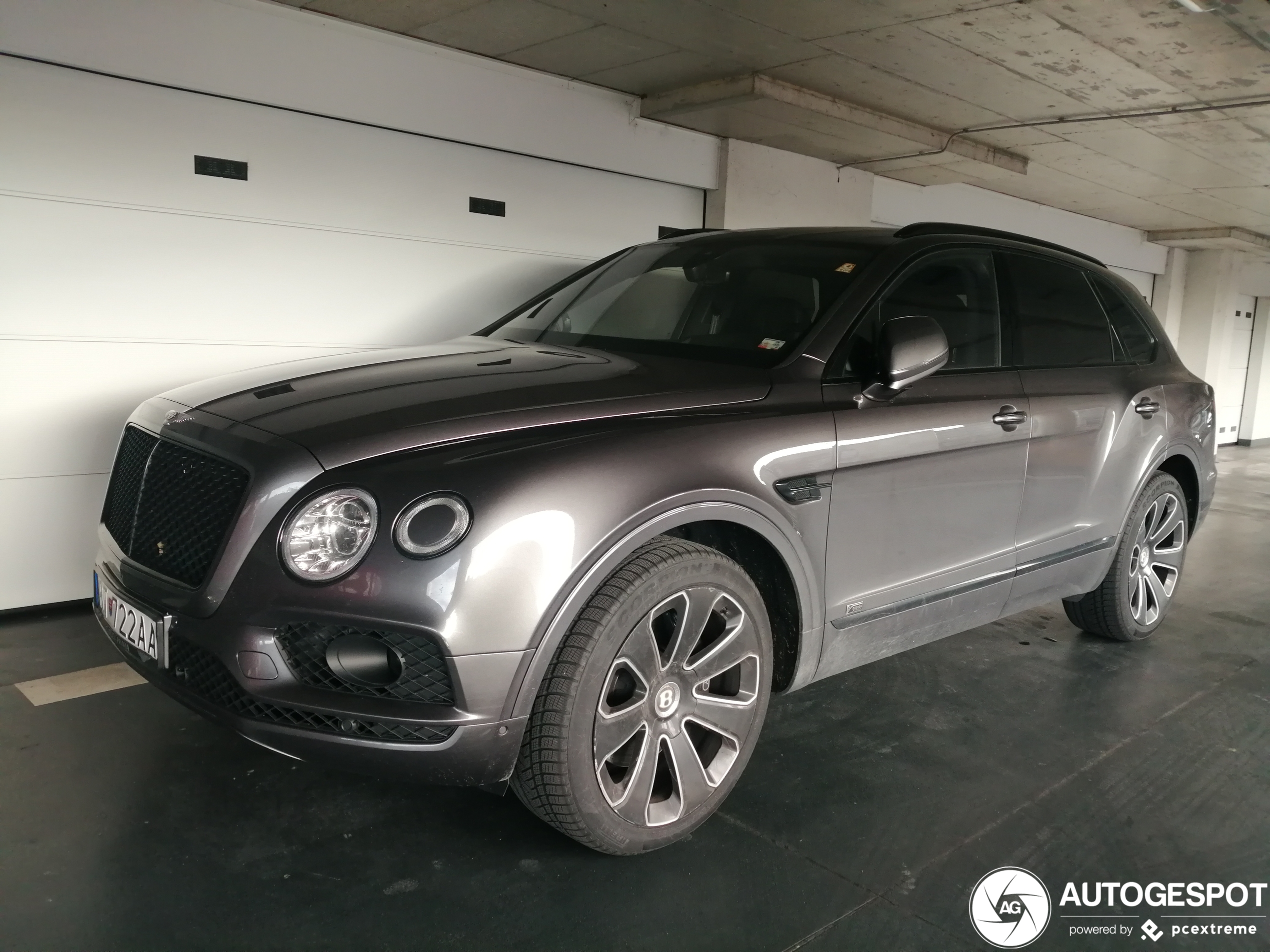 Bentley Bentayga V8 Design Series