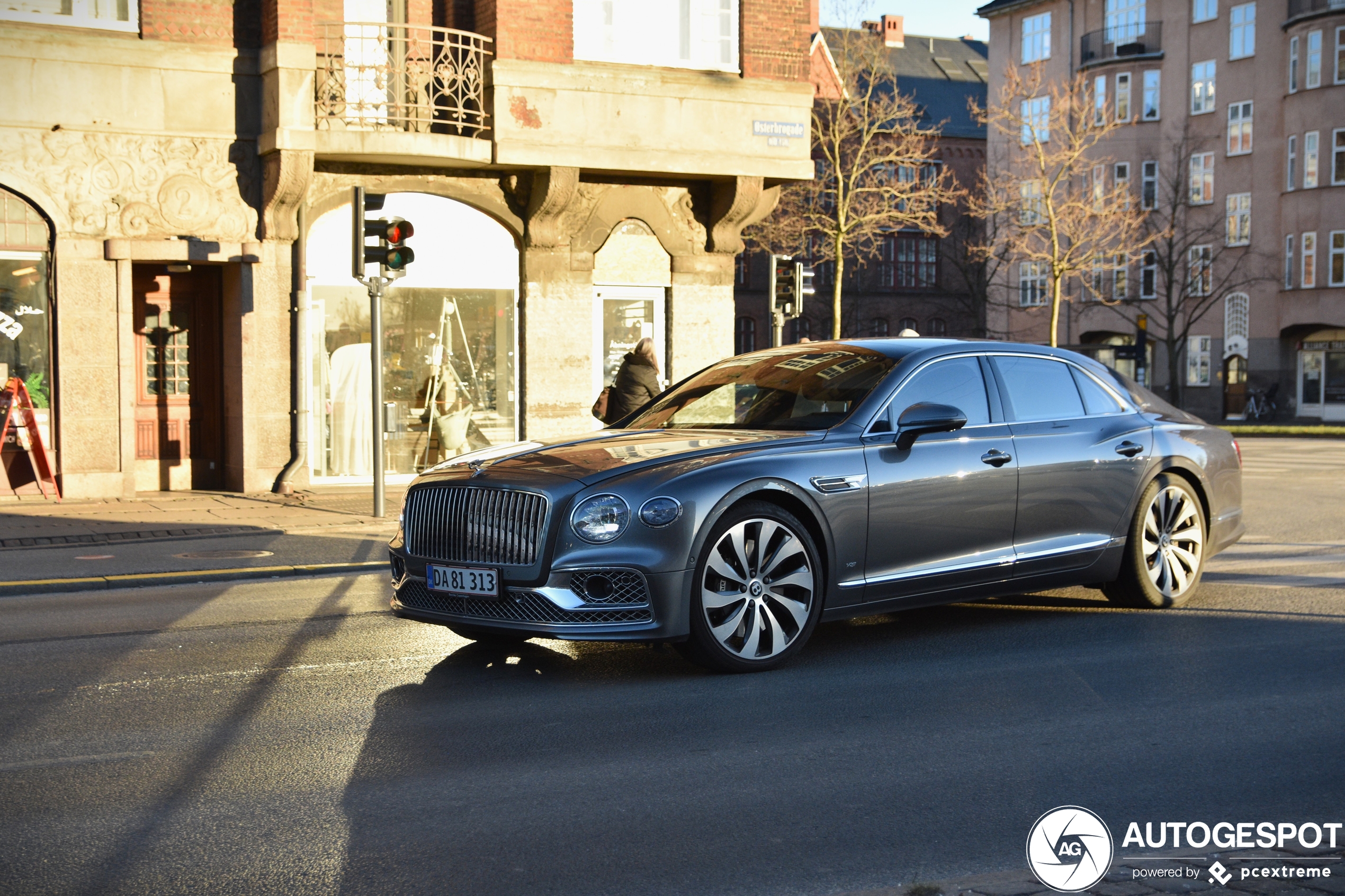 Bentley Flying Spur V8 2021 First Edition