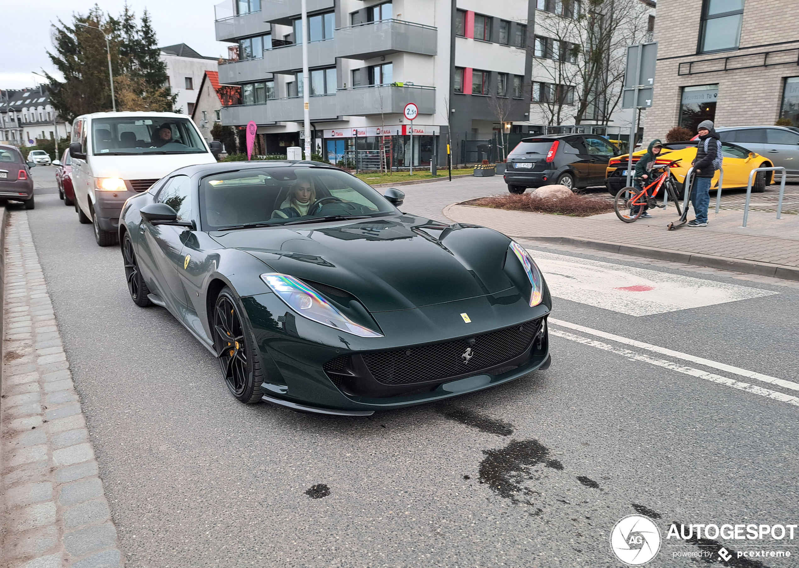 Ferrari 812 GTS