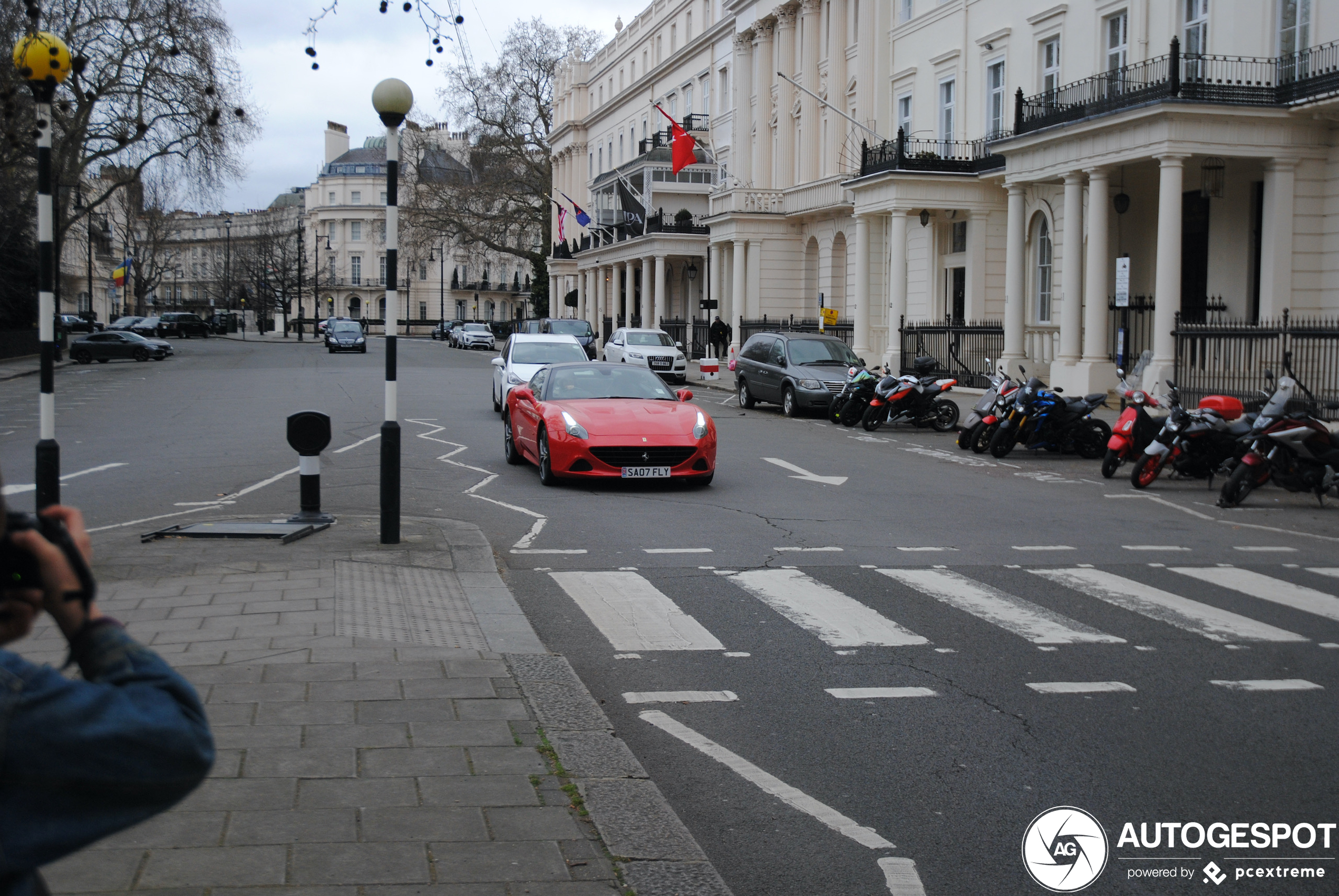 Ferrari California T