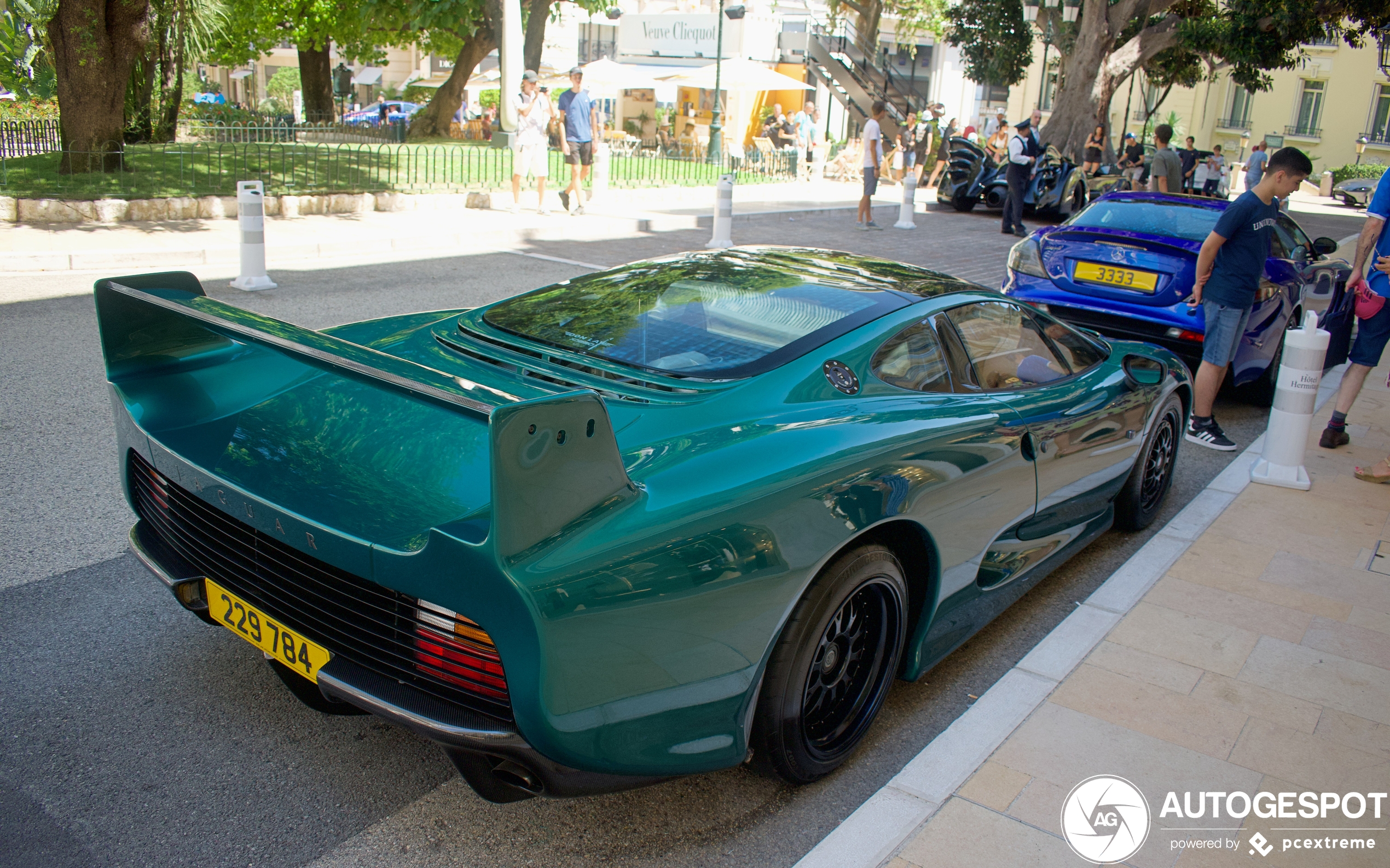 Jaguar XJ220S TWR