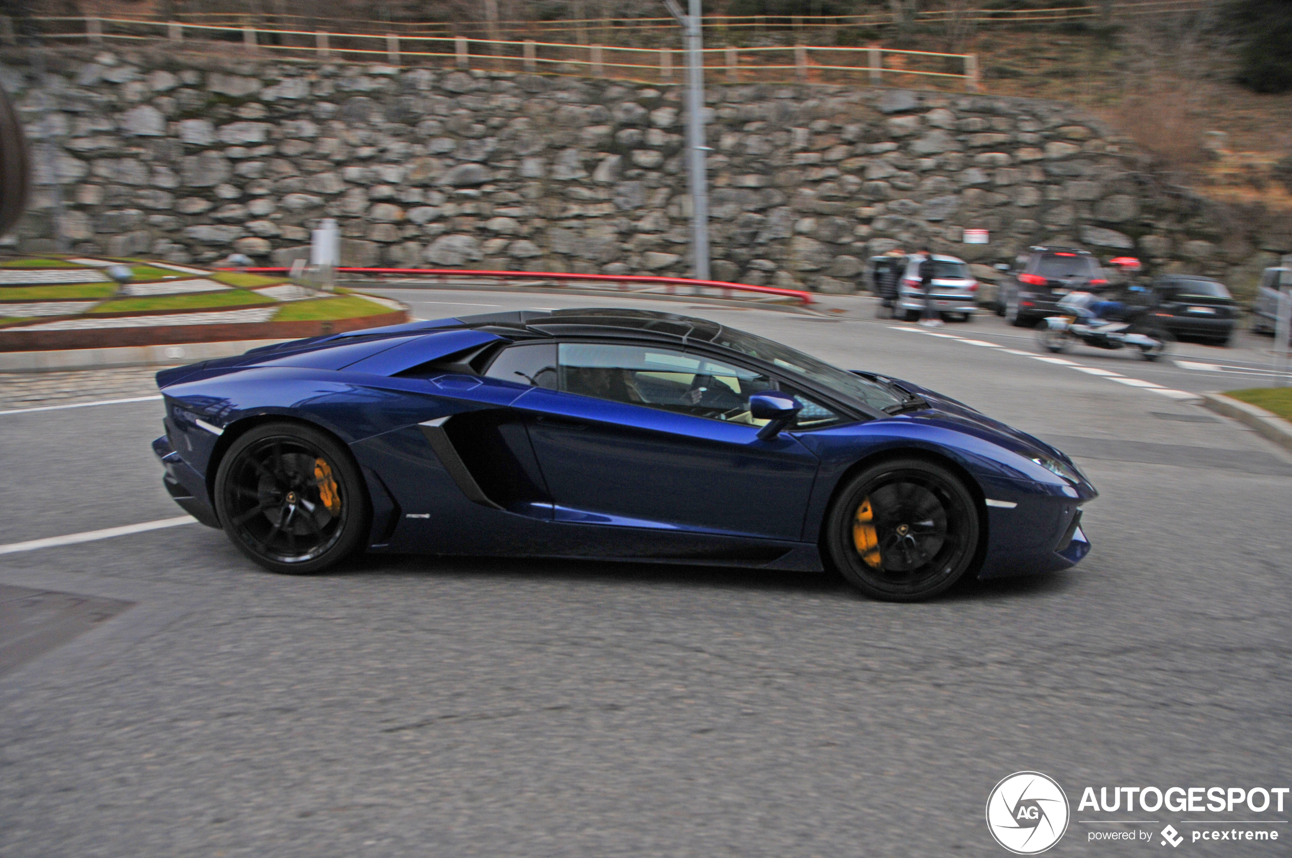 Lamborghini Aventador LP700-4 Roadster