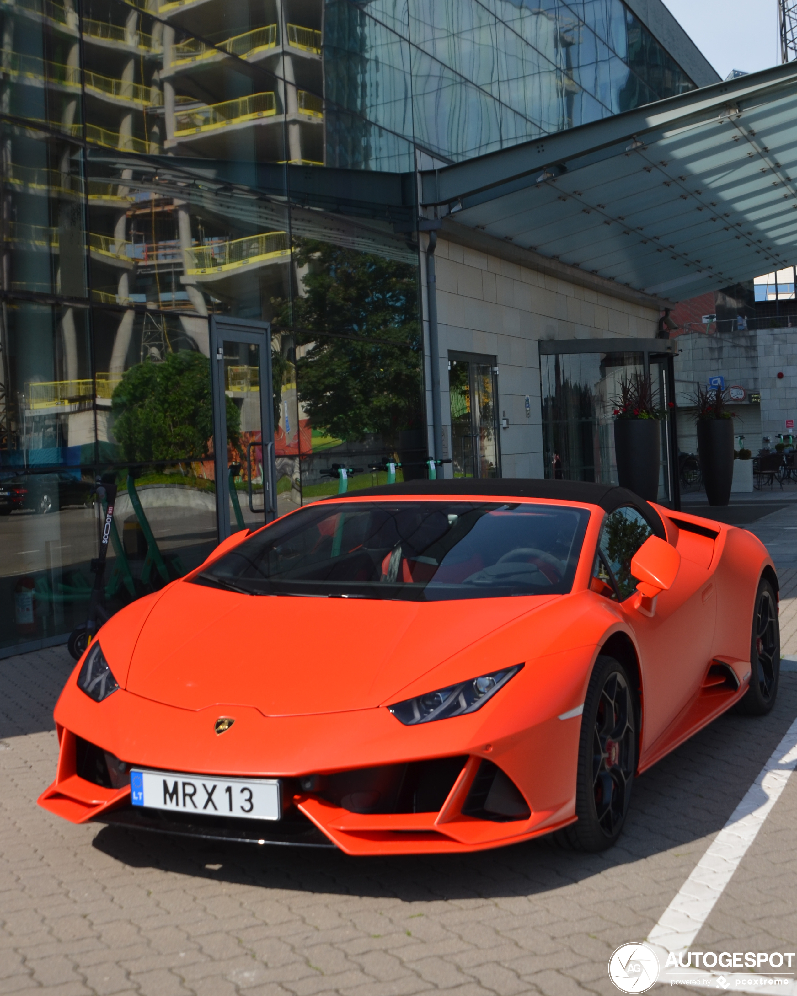 Lamborghini Huracán LP640-4 EVO Spyder