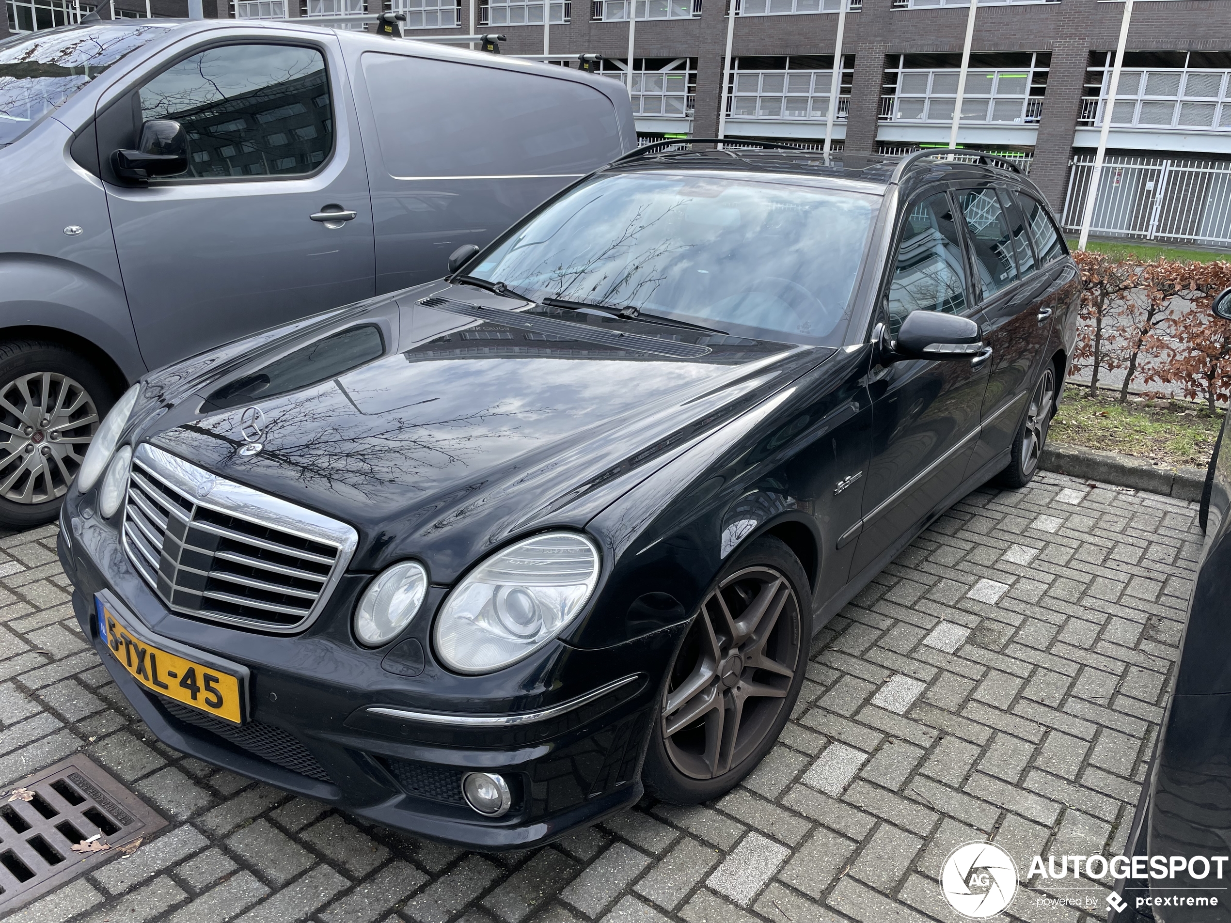 Mercedes-Benz E 63 AMG Combi