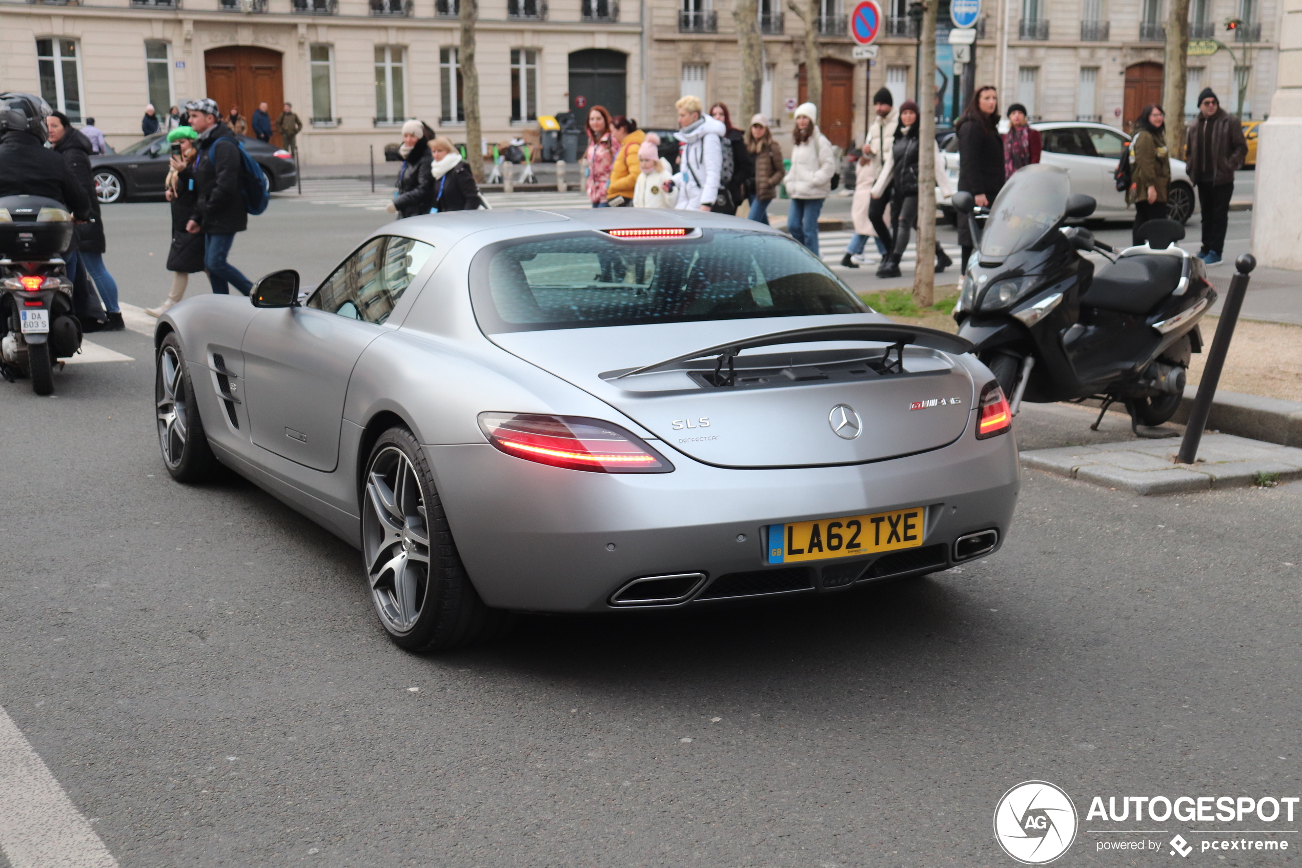 Mercedes-Benz SLS AMG GT