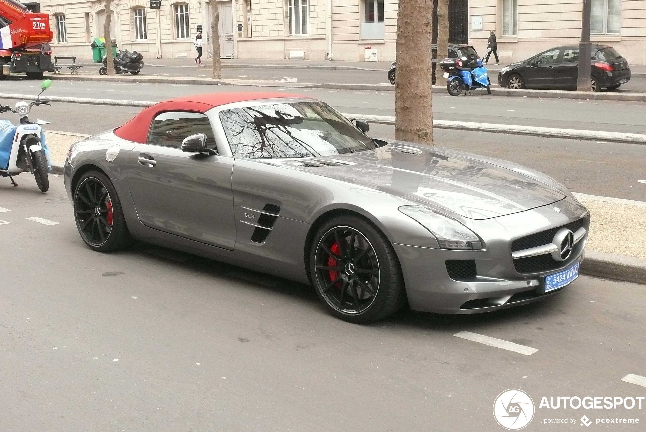 Mercedes-Benz SLS AMG Roadster