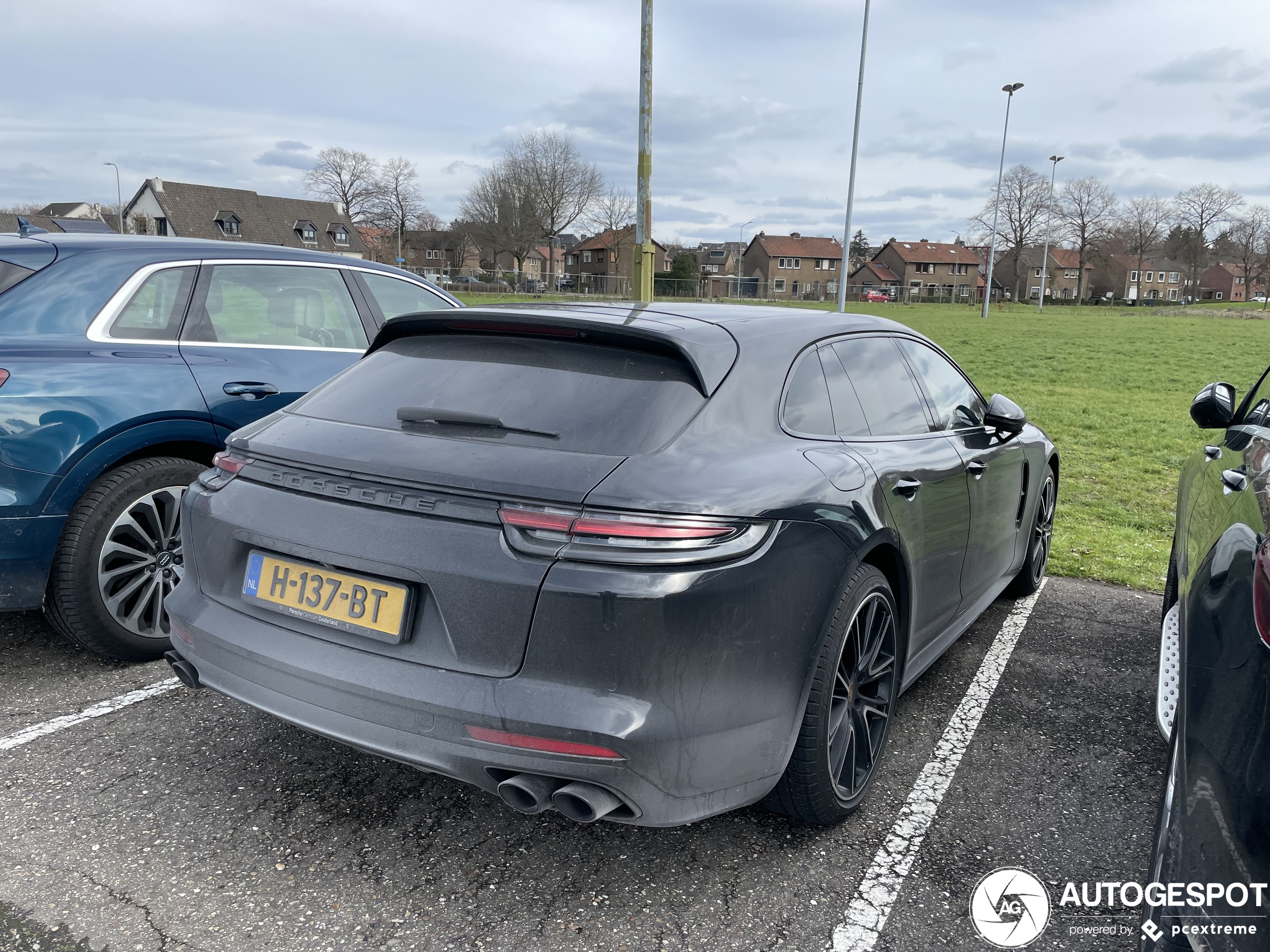 Porsche 971 Panamera Turbo S E-Hybrid Sport Turismo