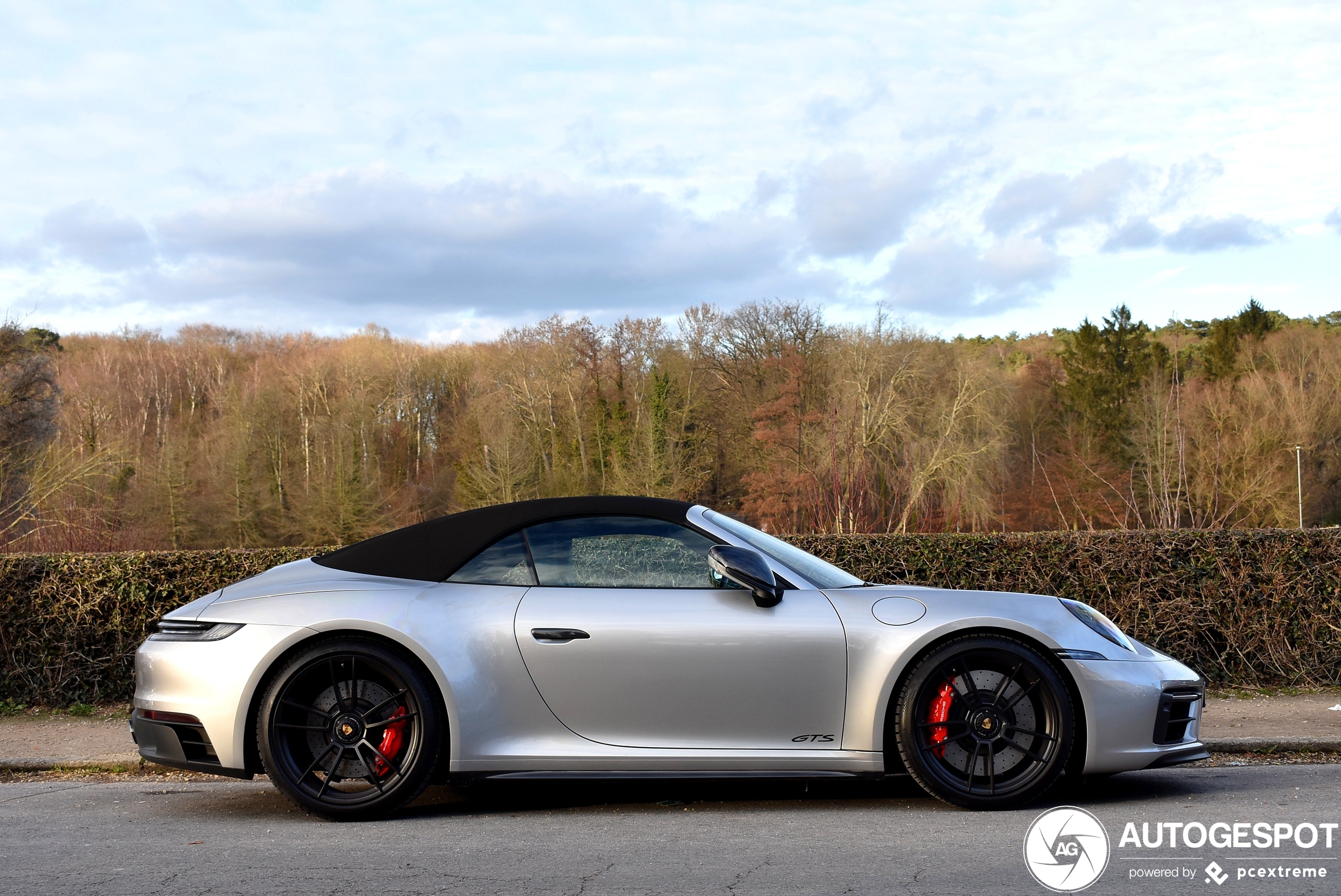 Porsche 992 Carrera 4 GTS Cabriolet