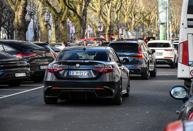 Alfa Romeo Giulia Quadrifoglio