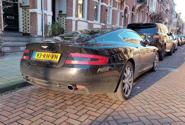 Aston Martin DB9