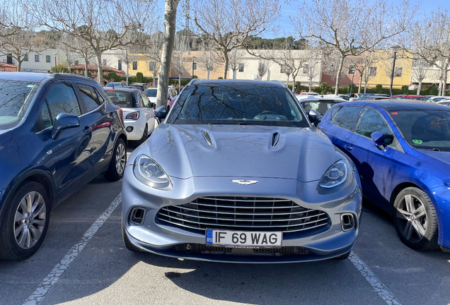 Aston Martin DBX