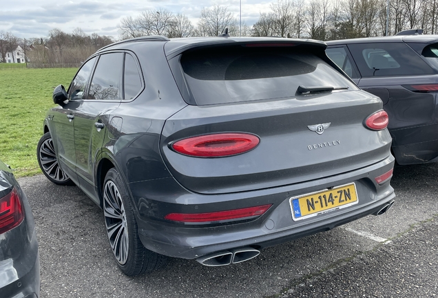 Bentley Bentayga Hybrid 2021