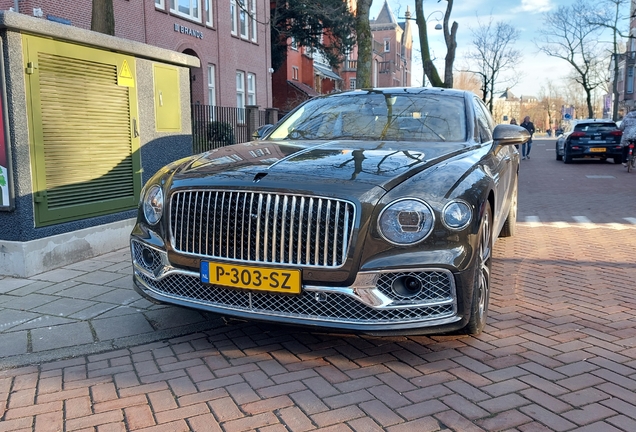 Bentley Flying Spur V8 2021