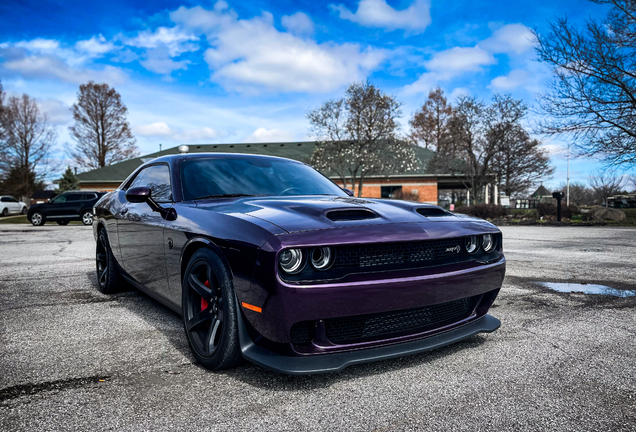 Dodge Challenger SRT Hellcat