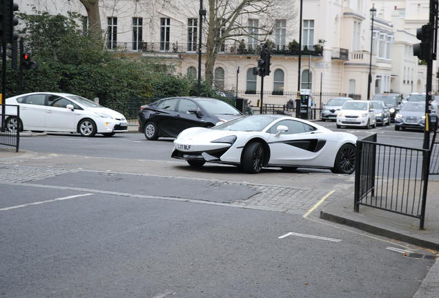 McLaren 570GT