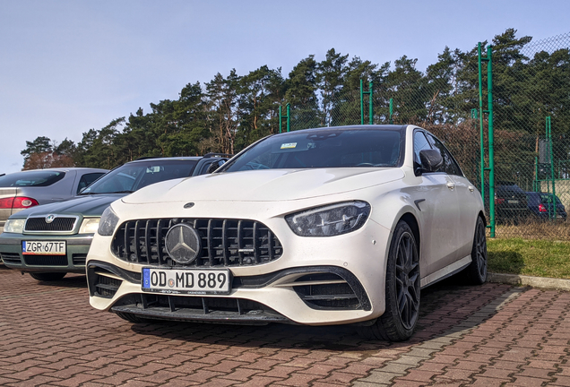 Mercedes-AMG E 63 S W213 2021