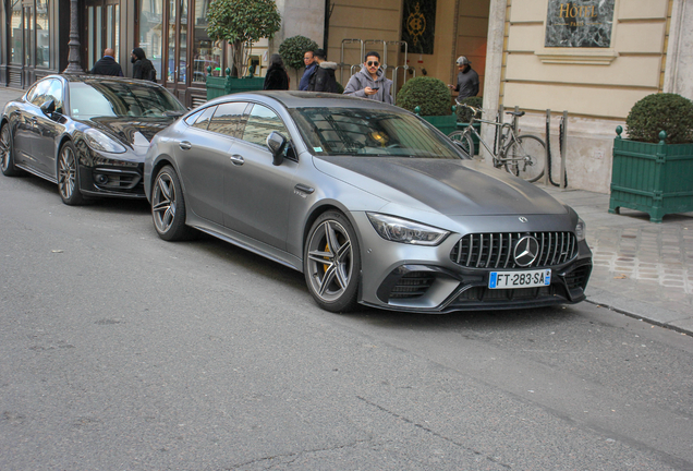 Mercedes-AMG GT 63 S X290