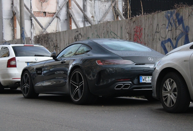 Mercedes-AMG GT S C190 2019