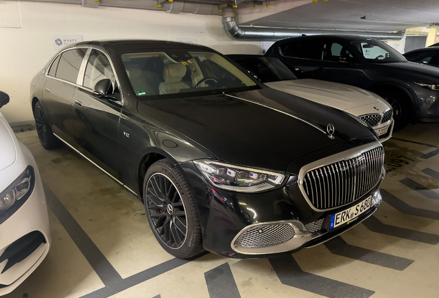 Mercedes-Maybach S 680 X223