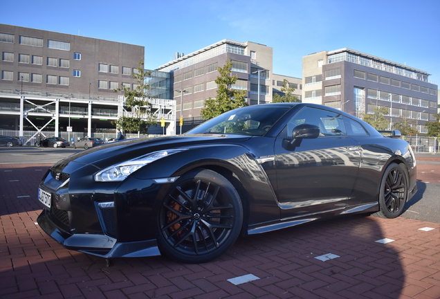 Nissan GT-R 2017