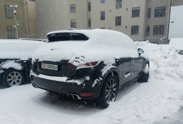 Porsche 958 Cayenne Turbo S