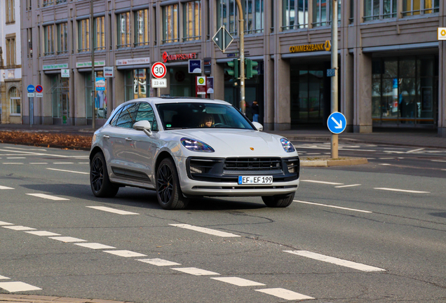 Porsche 95B Macan GTS MkIII