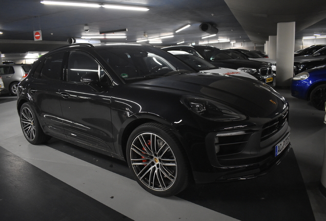 Porsche 95B Macan GTS MkIII