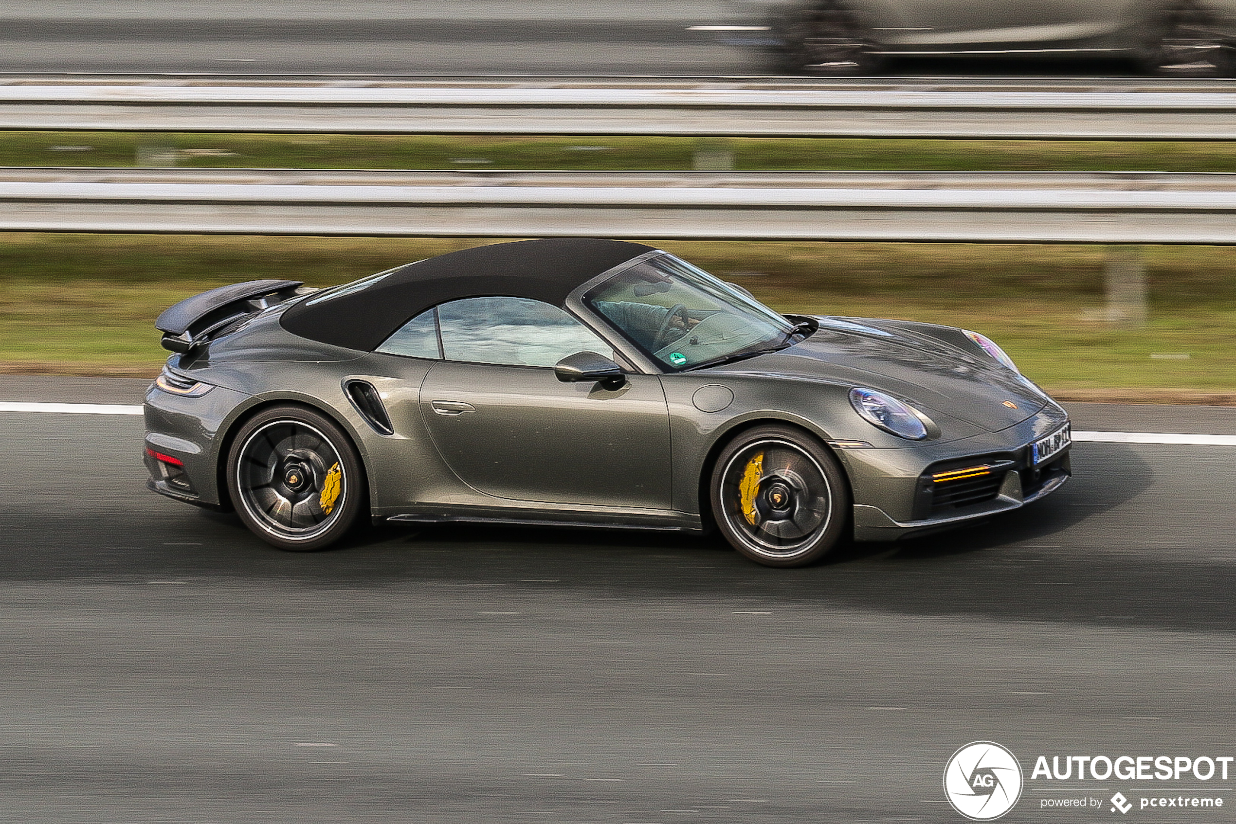 Porsche 992 Turbo S Cabriolet