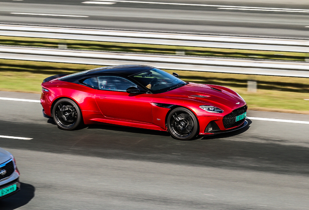 Aston Martin DBS Superleggera