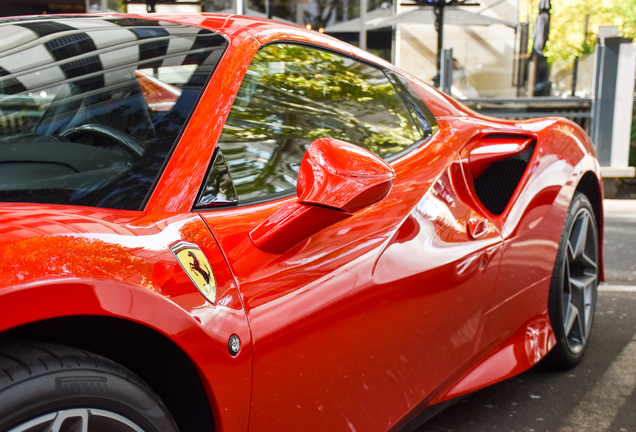 Ferrari F8 Spider