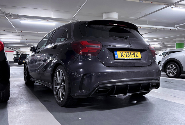 Mercedes-AMG A 45 W176 2015