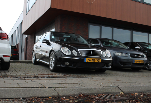 Mercedes-Benz E 55 AMG